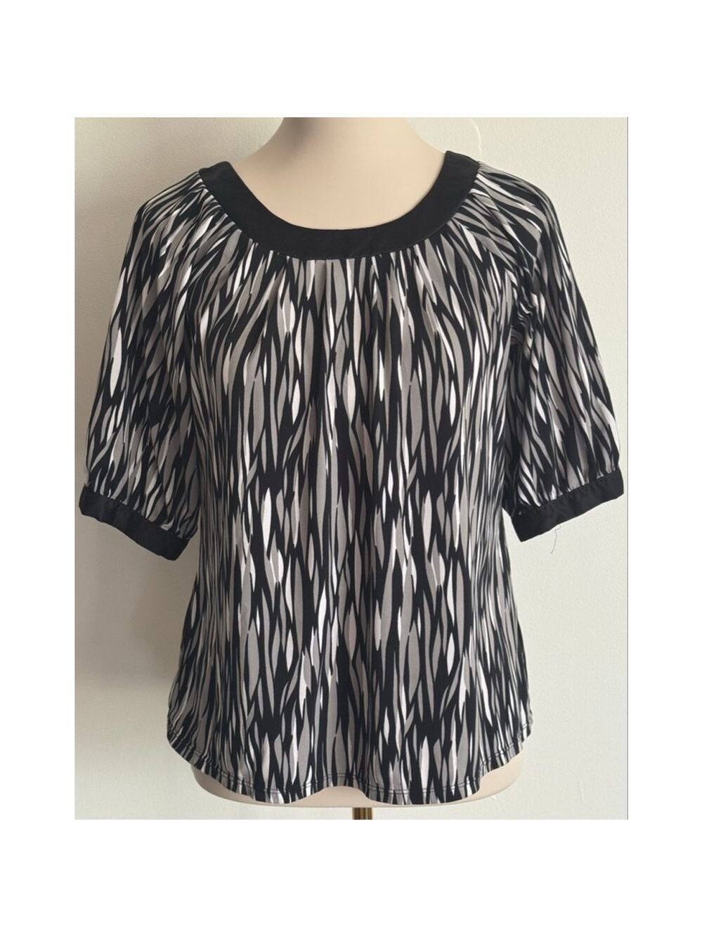 Women's Worthington Black & White Zebra Print Blouse S